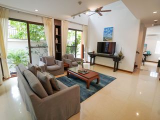For rent 3 bed serviced apartment in Khlong Toei, Bangkok
