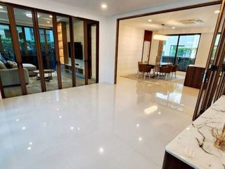 For rent 4 Beds house in Bang Kapi, Bangkok