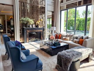 Casa en venta de 6 habitaciones en Bang Phli, Samut Prakan
