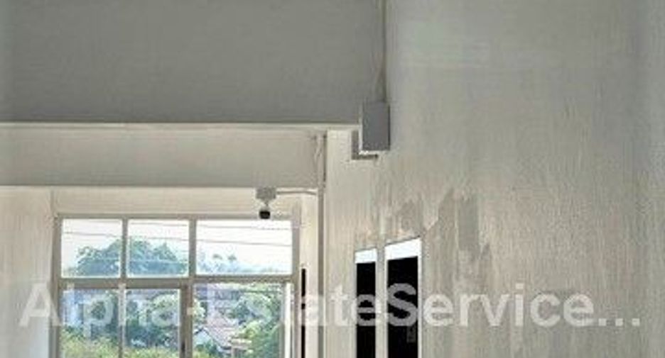 For sale 38 bedrooms apartment in Min Buri, Bangkok