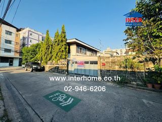 For sale 4 Beds house in Din Daeng, Bangkok