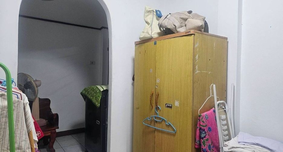 Haus zum Kauf mit 4 Zimmer in Bang Bon, Bangkok