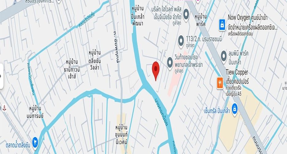 Casa adosada en venta de estudio en Bangkok Noi, Bangkok