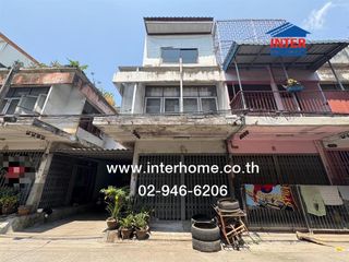 For sale 4 bed retail Space in Mueang Samut Prakan, Samut Prakan