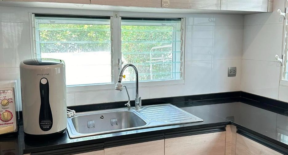 Casa en venta de 4 habitaciones en Bang Bua Thong, Nonthaburi