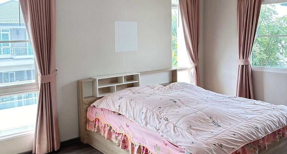 Casa en venta de 4 habitaciones en Bang Bua Thong, Nonthaburi