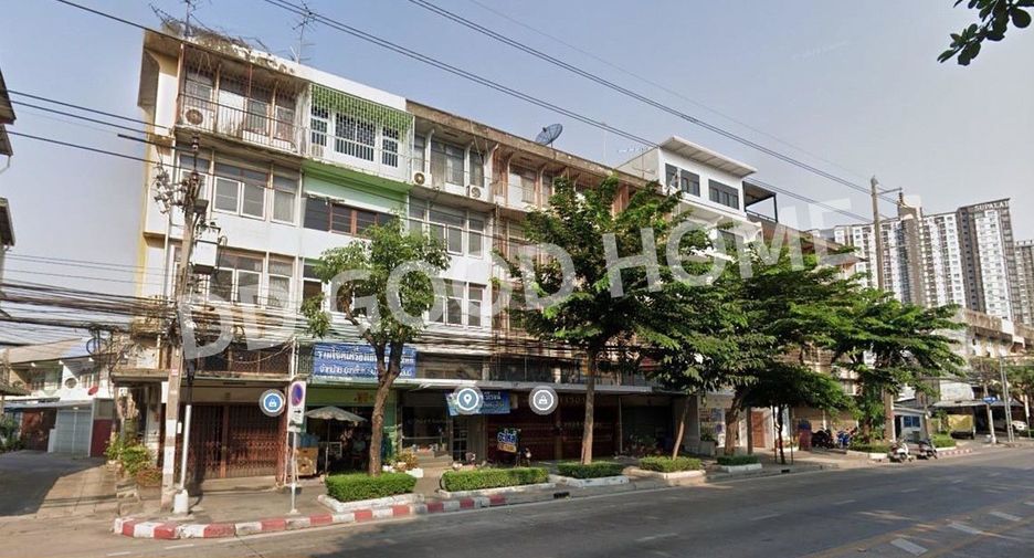 For sale 4 bedrooms retail Space in Chatuchak, Bangkok