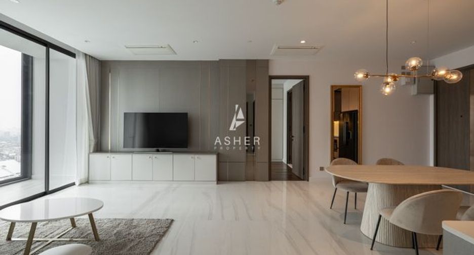 For rent 3 bedrooms condo in Sathon, Bangkok