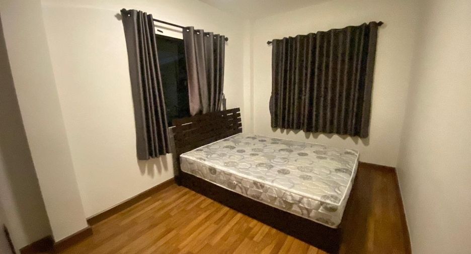 For rent 4 bedrooms house in Doi Saket, Chiang Mai