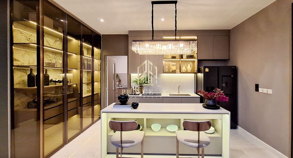 Haus zum Kauf mit 4 Zimmer in Saphan Sung, Bangkok