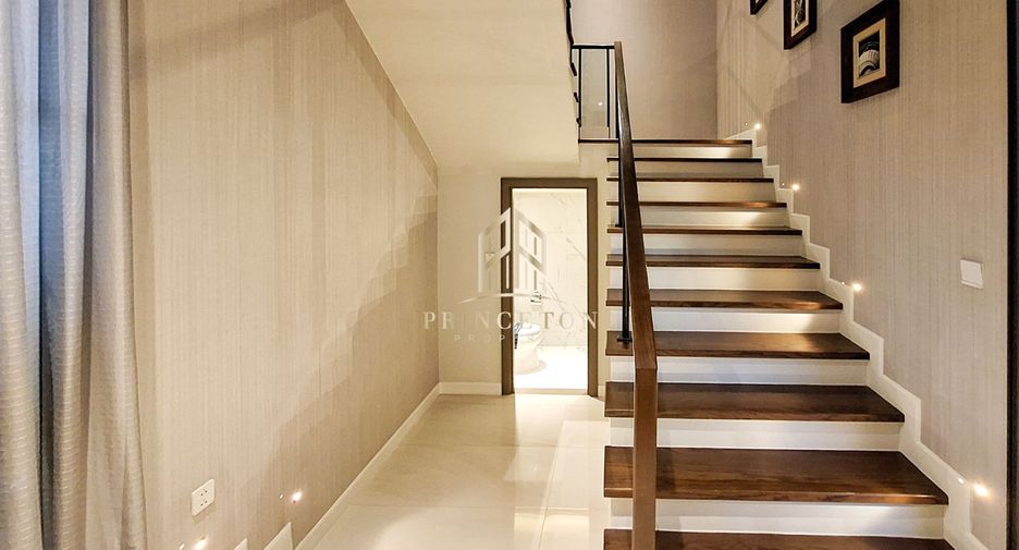 Haus zum Kauf mit 4 Zimmer in Saphan Sung, Bangkok