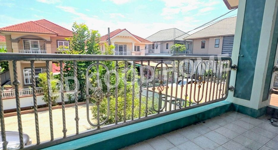 For sale 3 bedrooms house in Bang Bo, Samut Prakan