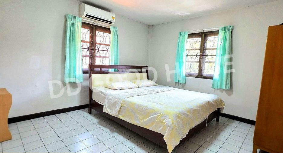 For sale 3 bedrooms house in Bang Bo, Samut Prakan