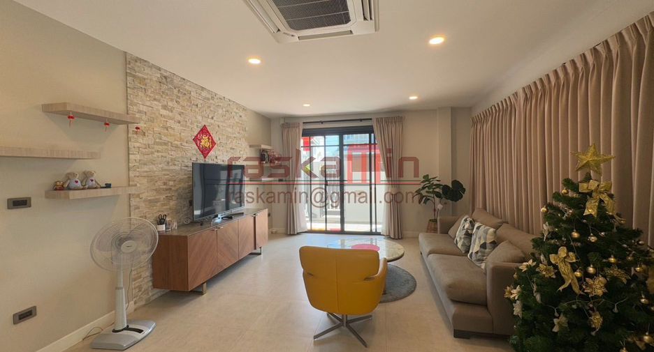 For rent 3 bedrooms house in Bang Lamung, Chonburi