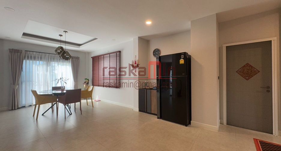 For rent 3 bedrooms house in Bang Lamung, Chonburi