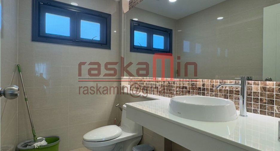 For rent 3 bedrooms house in Bang Lamung, Chonburi