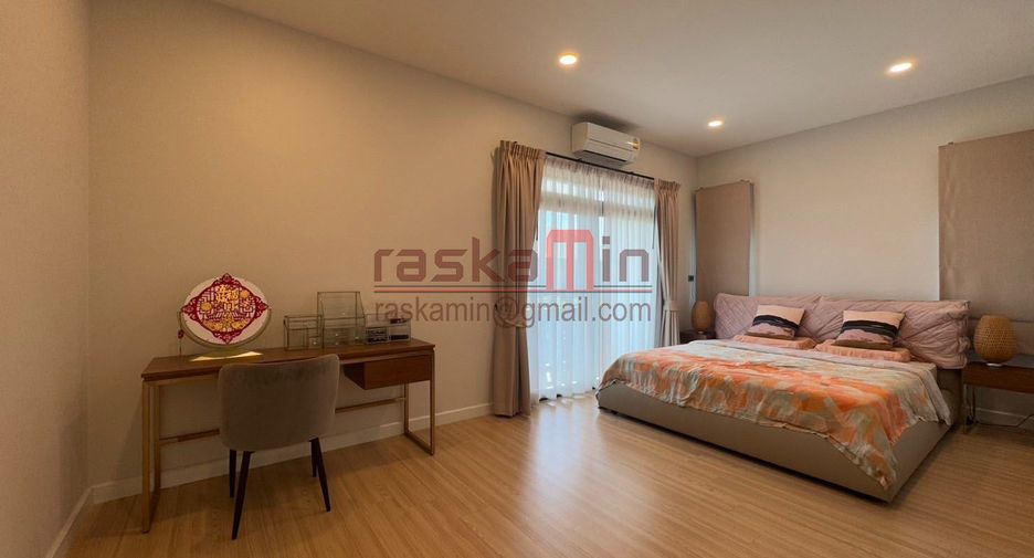 For rent 3 bedrooms house in Bang Lamung, Chonburi