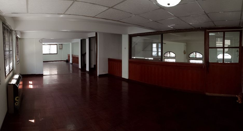 Casa adosada en venta de 6 habitaciones en Mueang Chiang Mai, Chiang Mai
