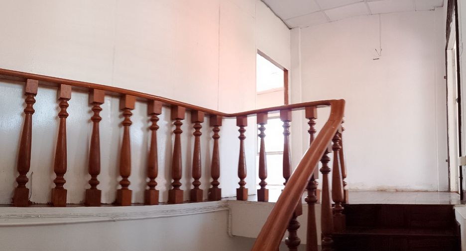 Casa adosada en venta de 6 habitaciones en Mueang Chiang Mai, Chiang Mai