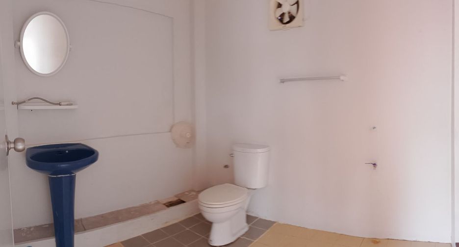 Casa adosada en venta de 6 habitaciones en Mueang Chiang Mai, Chiang Mai