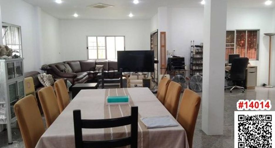 For rent 2 bedrooms house in Lat Krabang, Bangkok