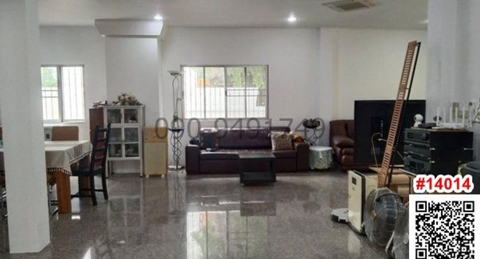 For rent 2 bedrooms house in Lat Krabang, Bangkok