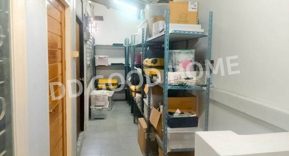 Продажа 2 спальни дом в Банг Кхен, Бангкок