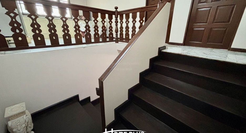 For rent and for sale 6 bedrooms house in Mueang Chiang Mai, Chiang Mai