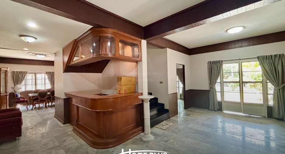 For rent and for sale 6 bedrooms house in Mueang Chiang Mai, Chiang Mai