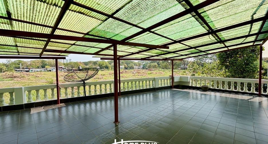 For rent and for sale 6 bedrooms house in Mueang Chiang Mai, Chiang Mai