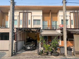 For sale 3 Beds townhouse in Mueang Nonthaburi, Nonthaburi