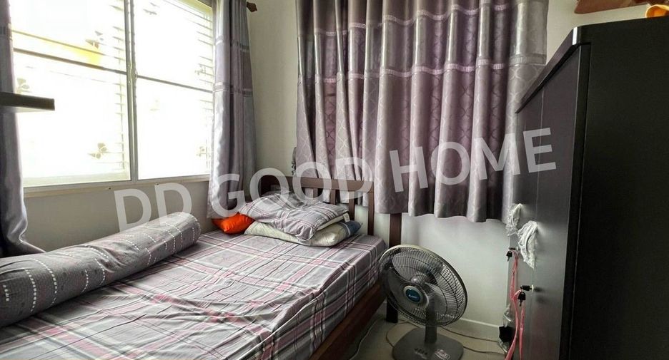 For sale 3 bedrooms townhouse in Phra Samut Chedi, Samut Prakan