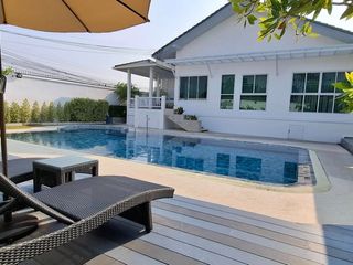 For rent 4 bed house in East Pattaya, Pattaya