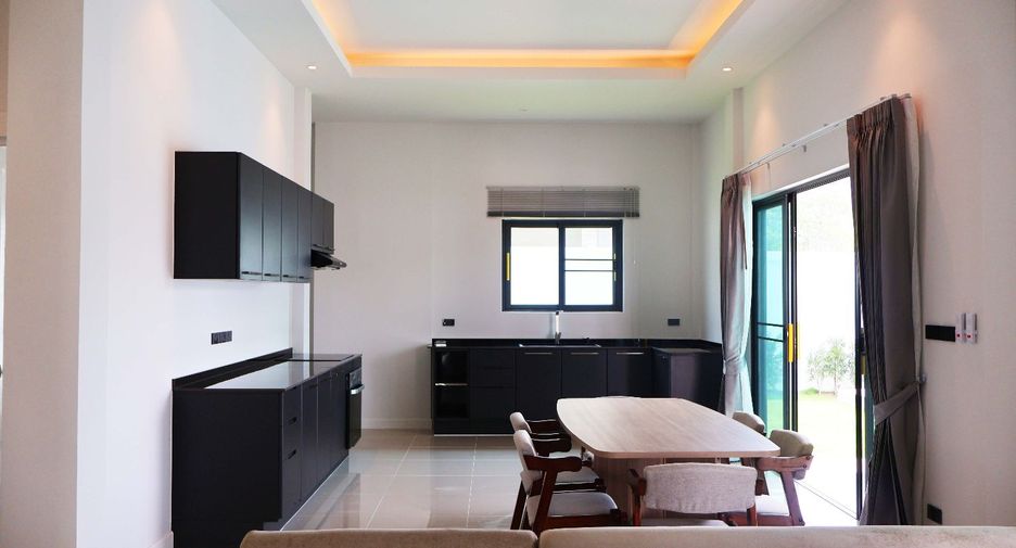 For sale 3 bedrooms villa in Hua Hin, Prachuap Khiri Khan