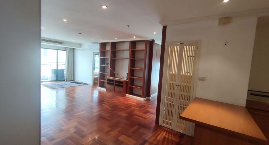 À louer 2 chambres condo à Watthana, Bangkok