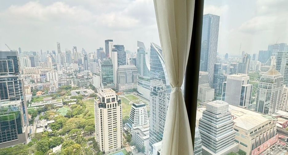 For sale 2 ベッドルーム condo in Pathum Wan, Bangkok