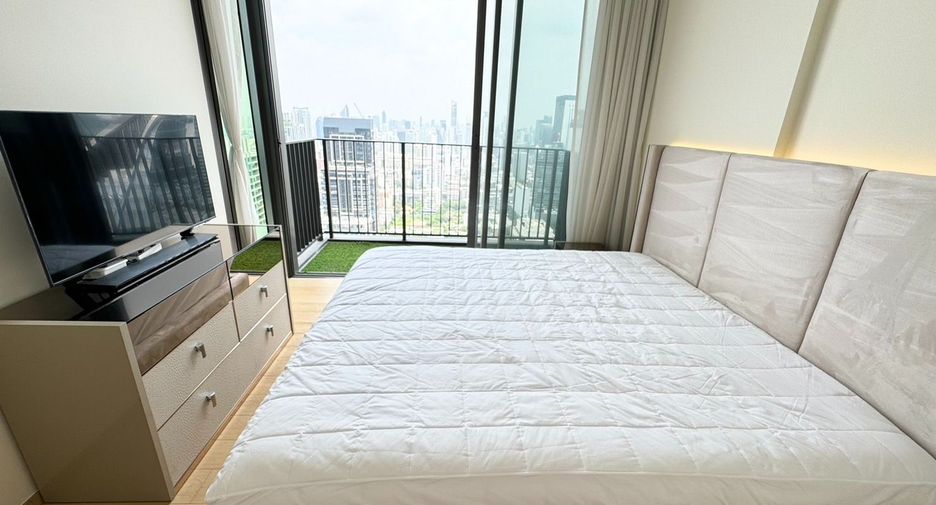 For sale 2 ベッドルーム condo in Pathum Wan, Bangkok