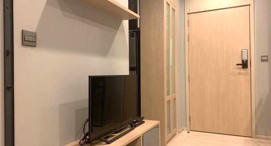 For sale 1 bed condo in Watthana, Bangkok
