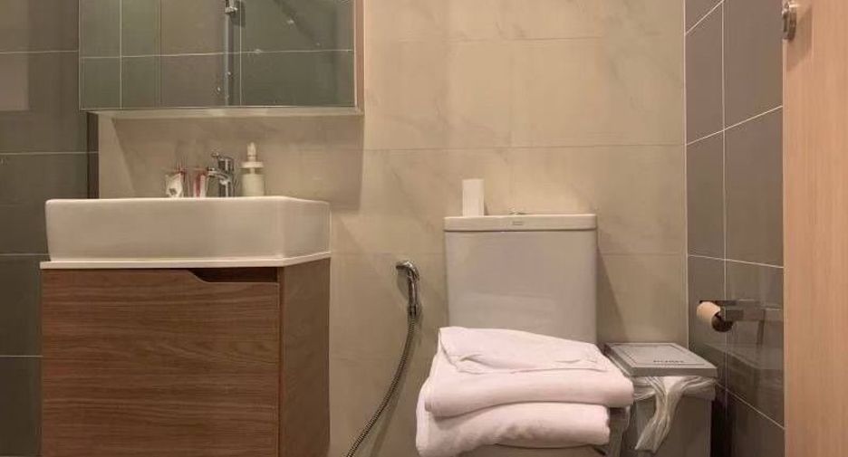 For sale 1 bed condo in Watthana, Bangkok