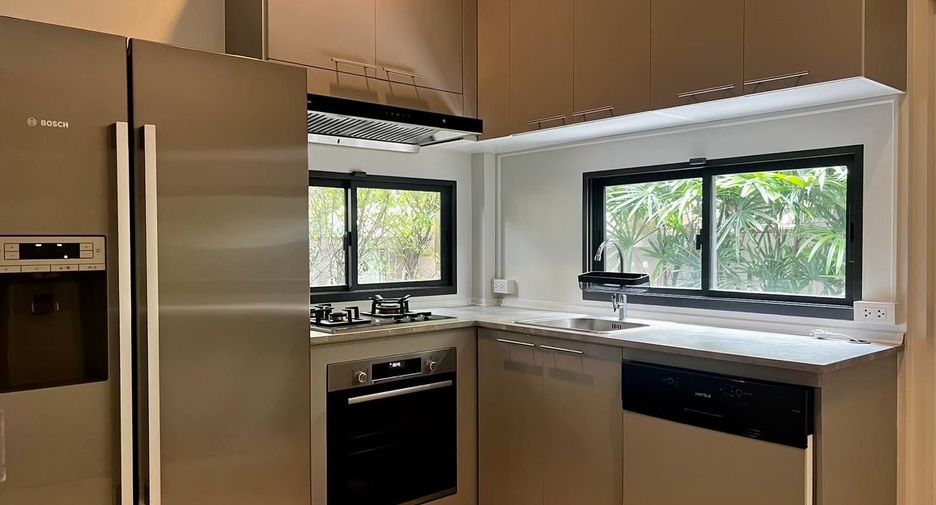For rent and for sale 5 bedrooms house in Bang Phli, Samut Prakan
