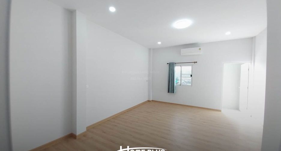 For sale 2 bedrooms retail Space in Mueang Chiang Mai, Chiang Mai