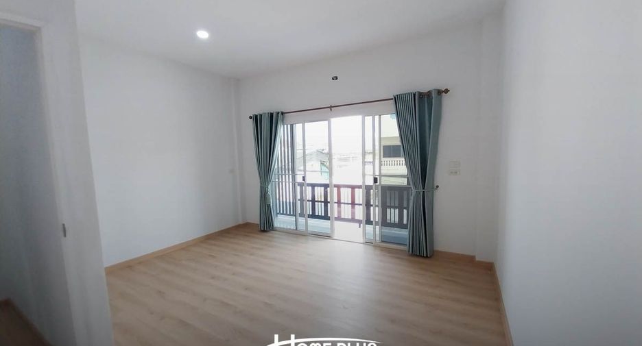 For sale 2 bedrooms retail Space in Mueang Chiang Mai, Chiang Mai