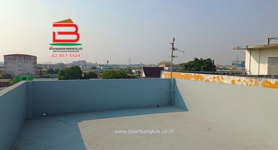 For sale 6 bedrooms retail Space in Thanyaburi, Pathum Thani