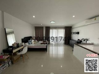 For sale 3 bed office in Prawet, Bangkok