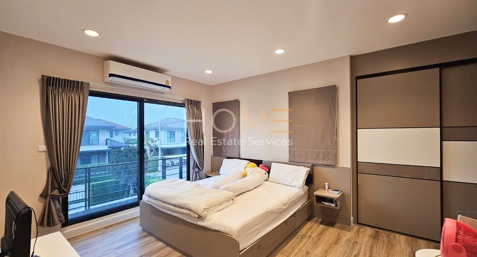 For sale 4 bedrooms house in Sai Mai, Bangkok