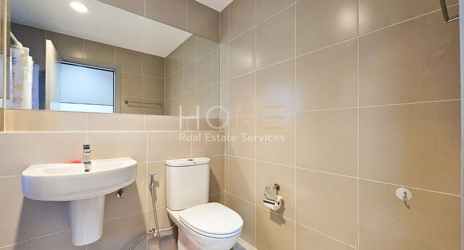 For sale 4 bedrooms house in Sai Mai, Bangkok