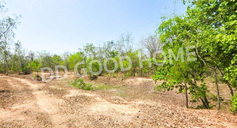 Terreno en venta en Don Chedi, Suphan Buri