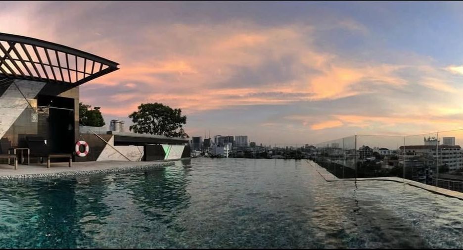 For rent 1 bed condo in Phaya Thai, Bangkok
