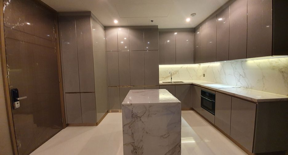 Condo en alquiler de 2 habitaciones en Watthana, Bangkok
