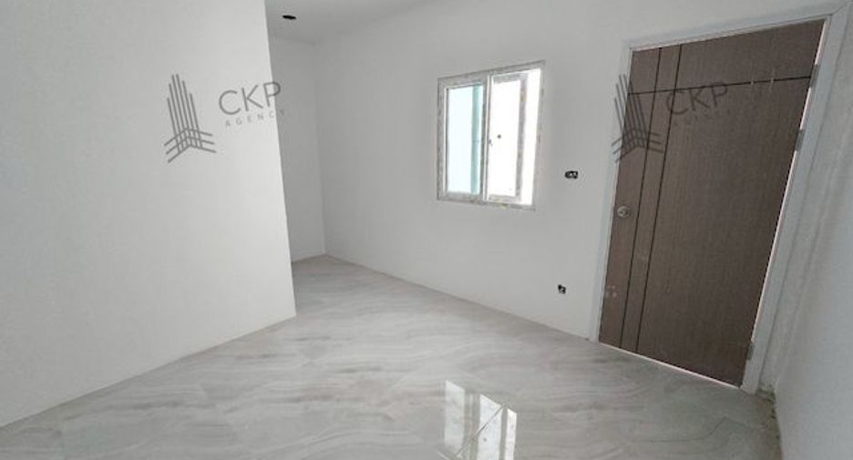 For sale 2 ベッドルーム townhouse in Nong Suea, Pathum Thani
